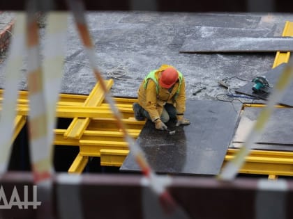 В Мариуполе до конца года завершат восстановление здания ДЮСШа №2