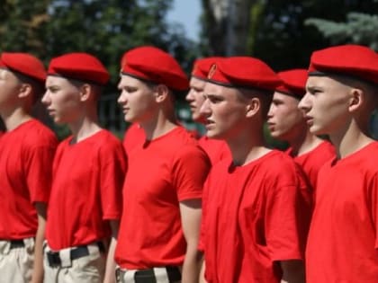 Военные инженеры ВС РФ помогли провести военную игру «Победа» юнармейцам Мариуполя