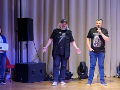В Мариуполе завершили «Звезды над Донбассом» вручением «Кованной розы»