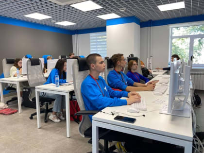 Ольга Колударова: Школьники из Мариуполя разрабатывают инновационные проекты в сфере программирования