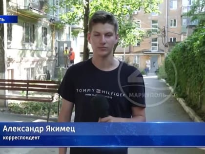 Течет крыша и осыпаются потолки! Олег Моргун провел осмотр квартир в проблемном доме