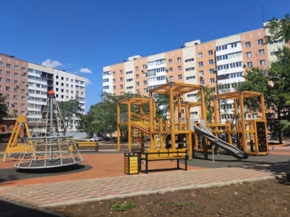 Спортивный Петербург помогает Мариуполю