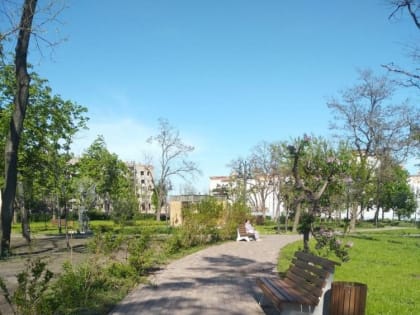 Строители Петербурга не сбавляют темпы строительства в Мариуполе