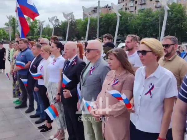 Площадь свободы мариуполь