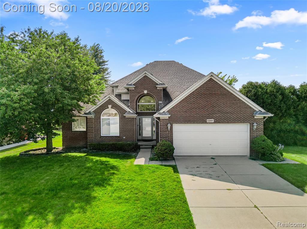 52007 Plum Creek Drive, Chesterfield Twp — photo 1