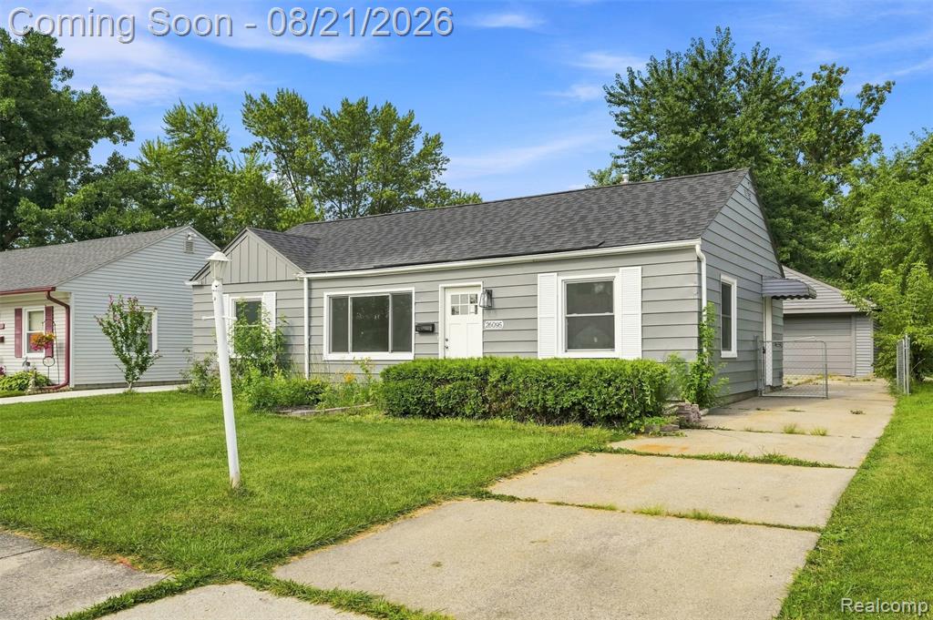 26095 Normandy Street, Roseville — photo 4