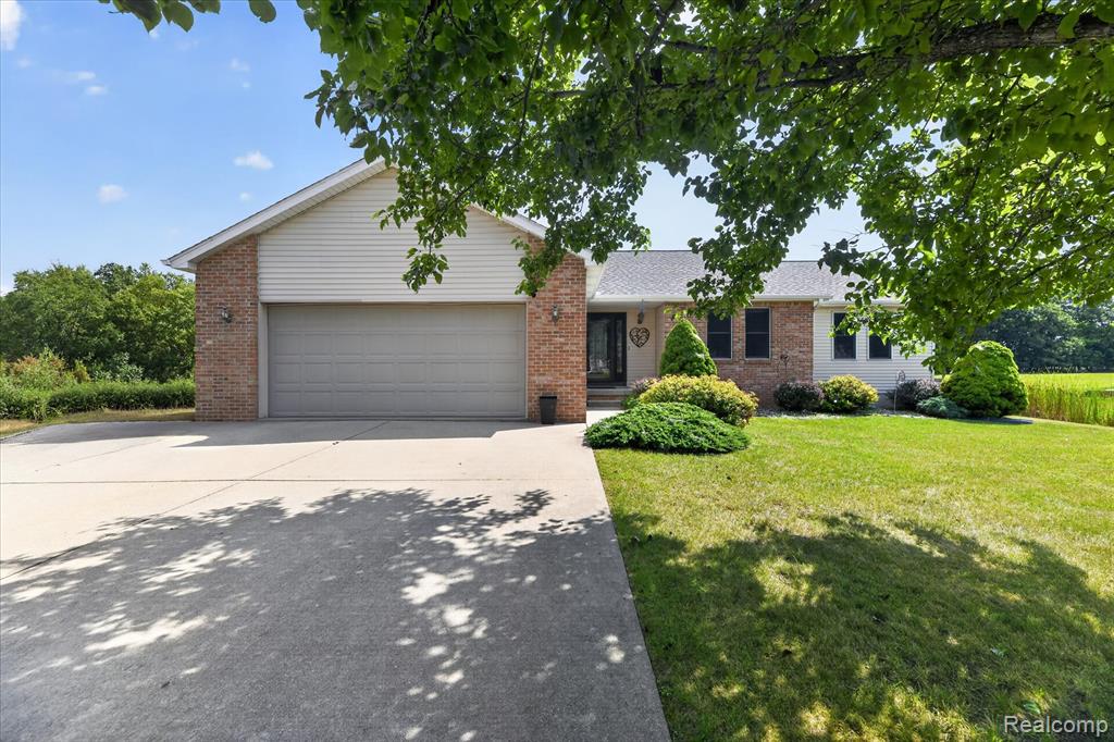 13144 Grant Circle, Vienna Twp — photo 5