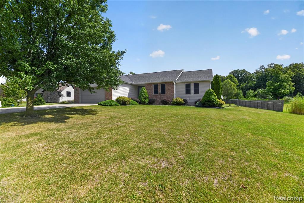 13144 Grant Circle, Vienna Twp — photo 6