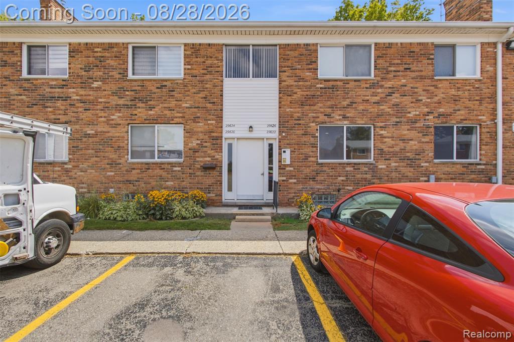 29622 Hoover Road, Warren — photo 1