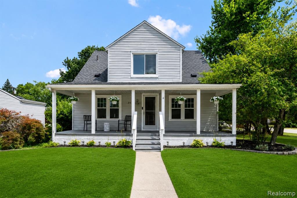20310 Melvin Street, Livonia — photo 1