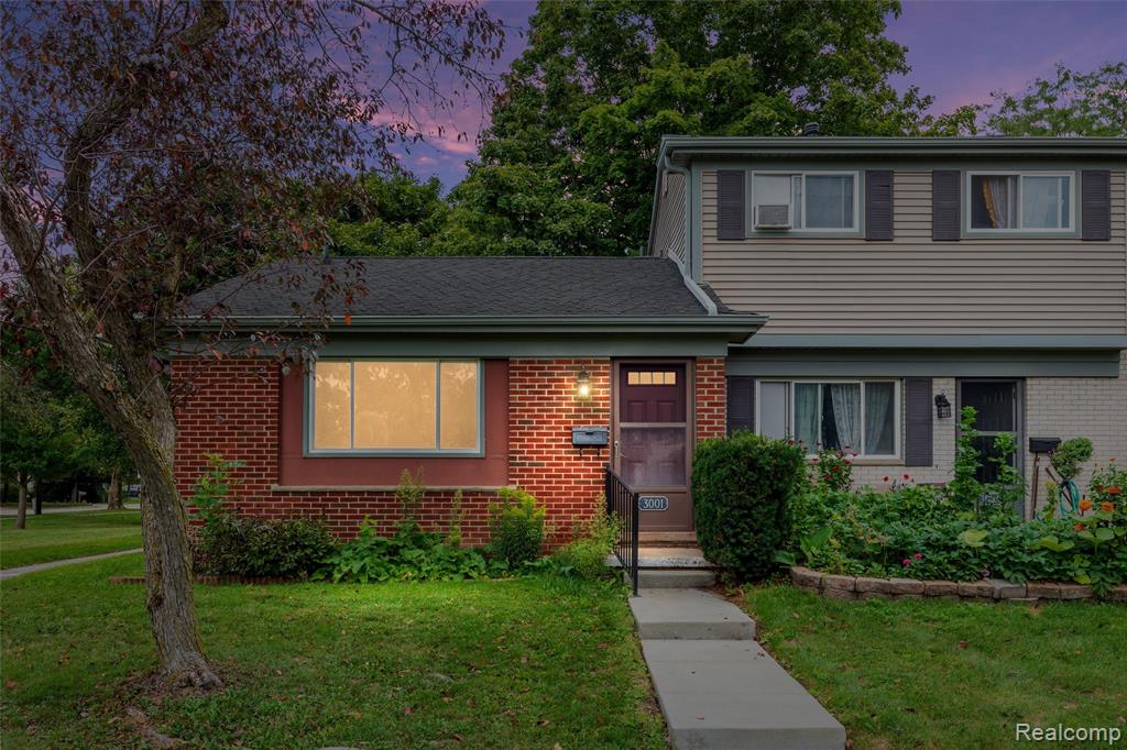 3001 Williamsburg Drive, Ann Arbor — photo 1