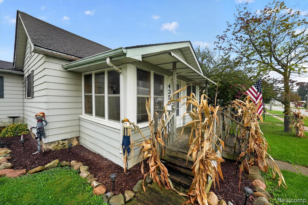 4350 Huron Street, North Branch Vlg — photo 4
