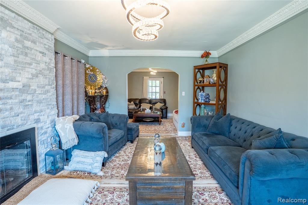 7620 Middlepointe Street, Dearborn — photo 4