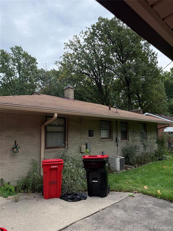 27663 Shagbark Drive, Southfield — photo 3