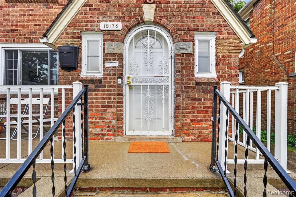 19178 San Juan Drive, Detroit — photo 5