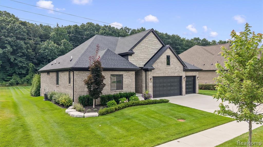 53908 Lawson Creek Drive, Shelby Twp — photo 3