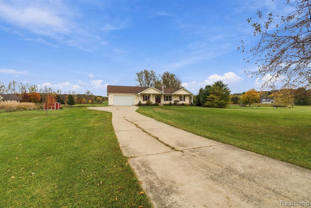 1188 Hockey Lane, Mayfield Twp — photo 3