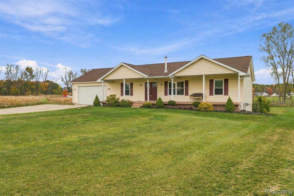 1188 Hockey Lane, Mayfield Twp — photo 4