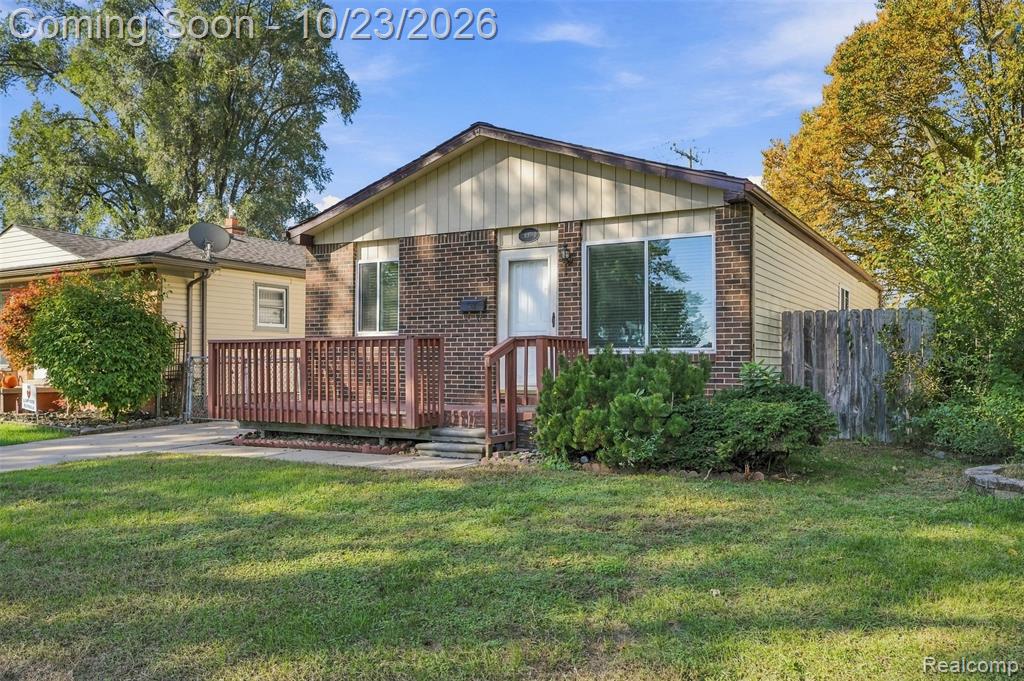 28793 Groveland Street, Madison Heights — photo 1