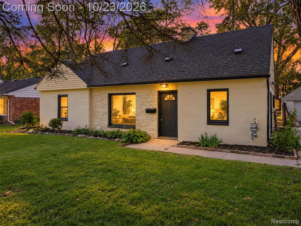 428 Girard Avenue, Royal Oak — photo 1