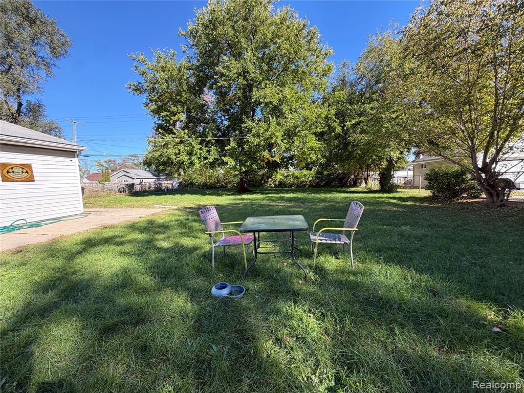 6529 Banner Street, Taylor — photo 3