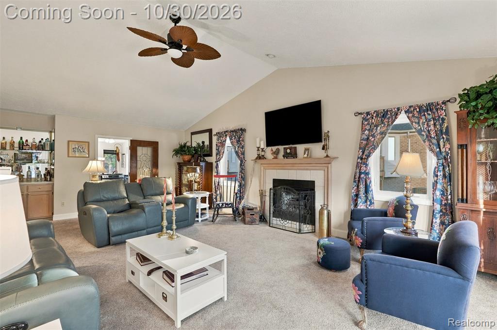 15860 Angelo Lane, Clinton Twp — photo 4