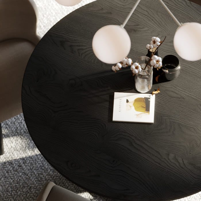 interview-ml-contemporary-dining-mia-black interview-ml-contemporary-dining-mia-black