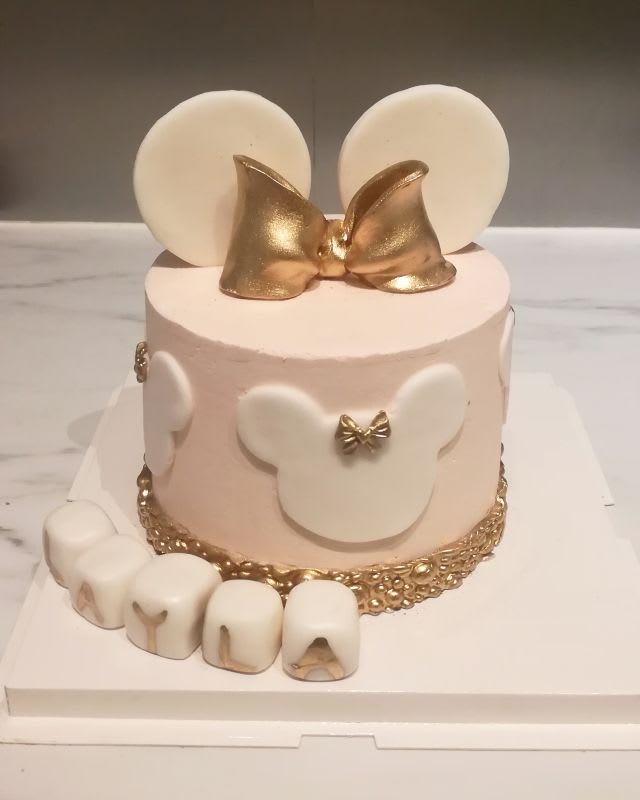 Allocakes Trouve Ton Gateau Ou Ton Patissier Cake Designer