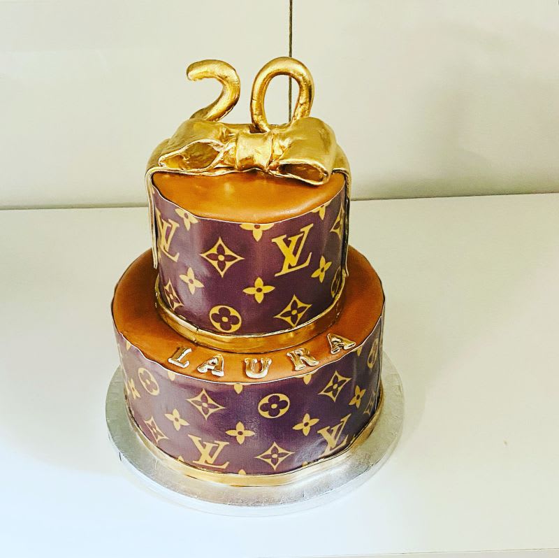 Photos De Gateau D Anniversaire Et Cakedesign Allocakes