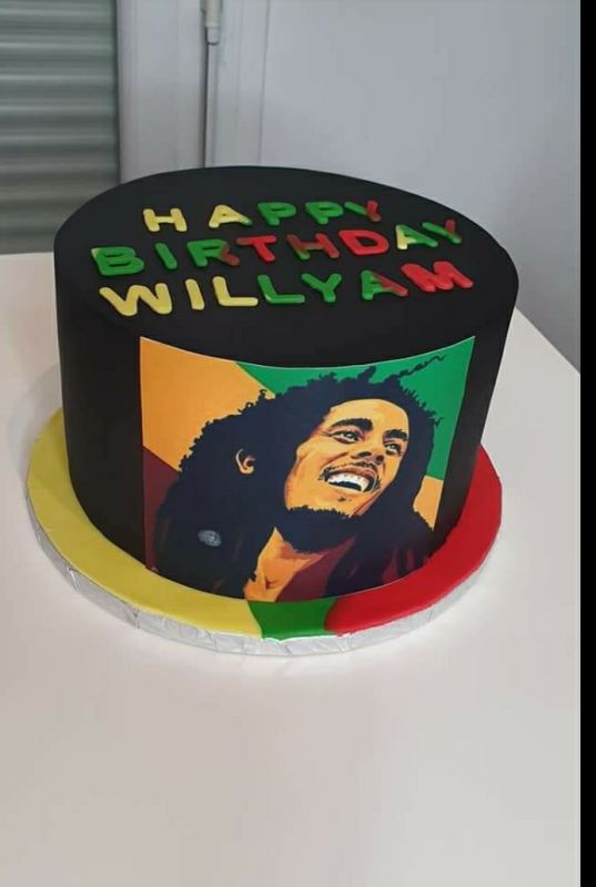 Photos De Gateau D Anniversaire Et Cakedesign Allocakes