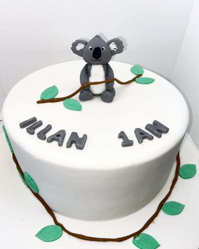 Photos De Gateau D Anniversaire Et Cakedesign Allocakes