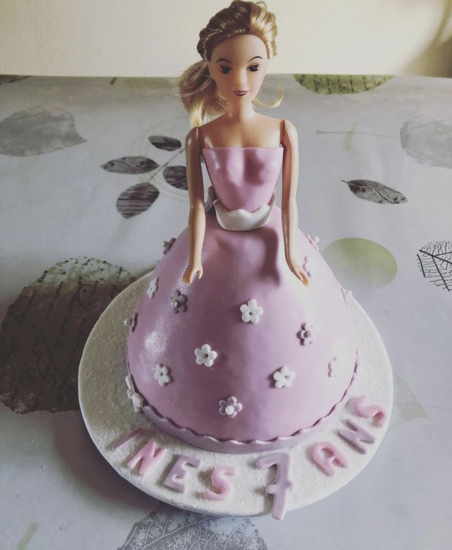 Allocakes Trouve Ton Gateau Ou Ton Patissier Cake Designer