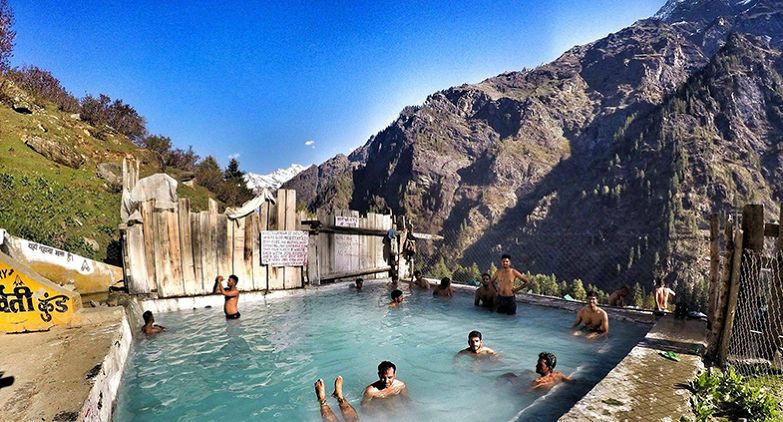 manikaran kheerganga trek