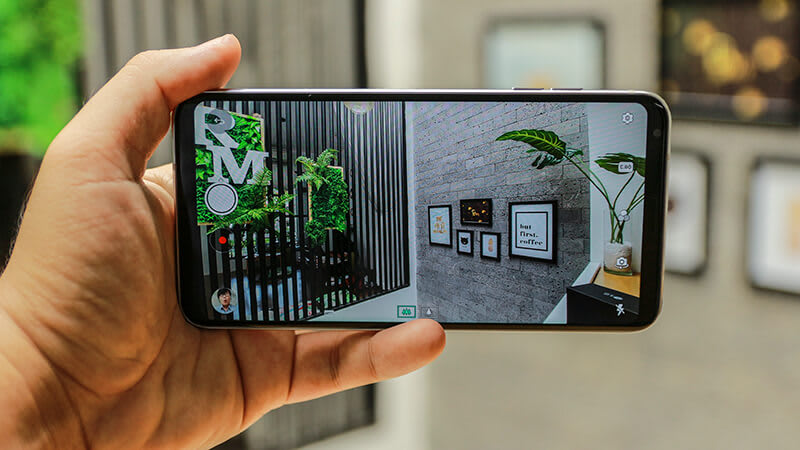 Trên tay LG V30 tại Việt Nam
