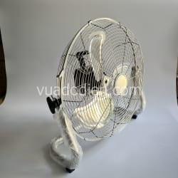 Quạt năng lượng mặt trời tích điện 16 inch xám chân quỳ hiển thị pin lồng cánh sắt 9