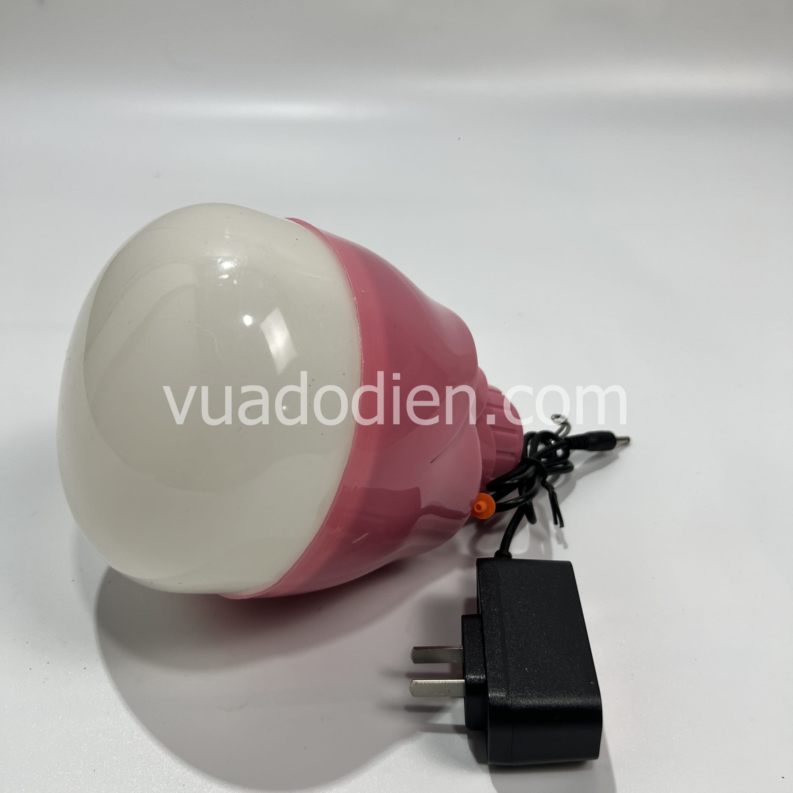Đèn tích điện siêu sáng YQ – V12 công suất 125W 1