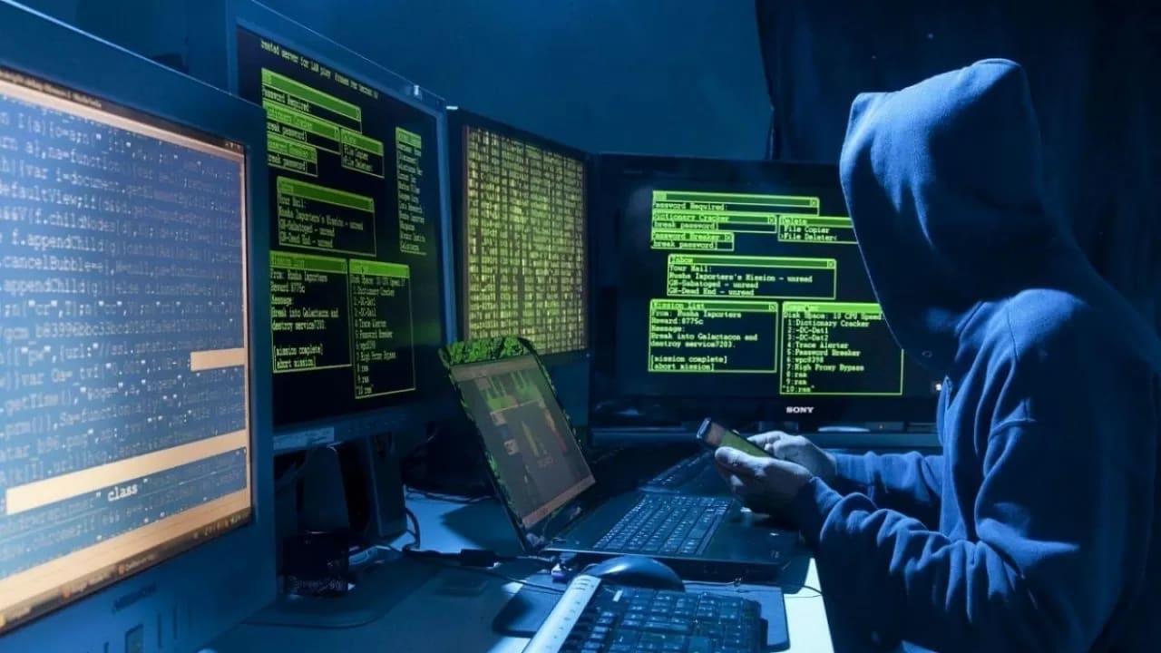 Захист веб-сайту від кібератак: боротьба з ботами, DDoS та брутфорсом