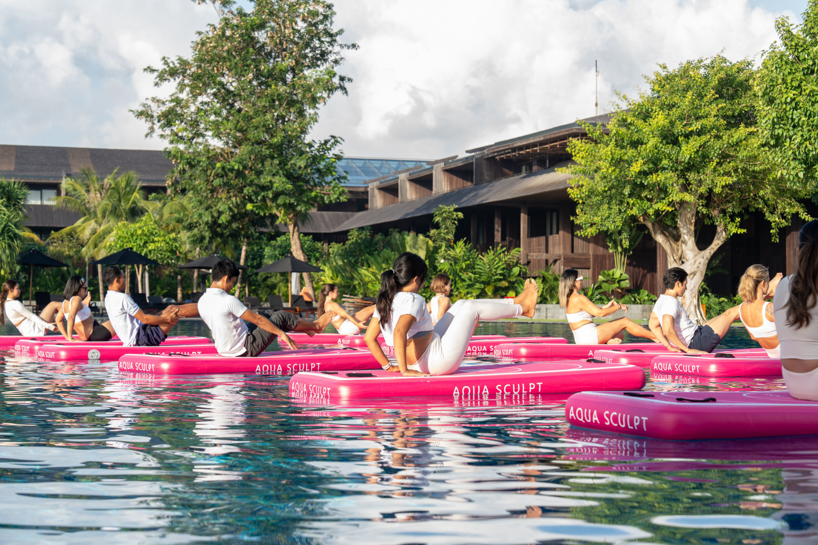 Floating Yoga Aqua Sculpt 3