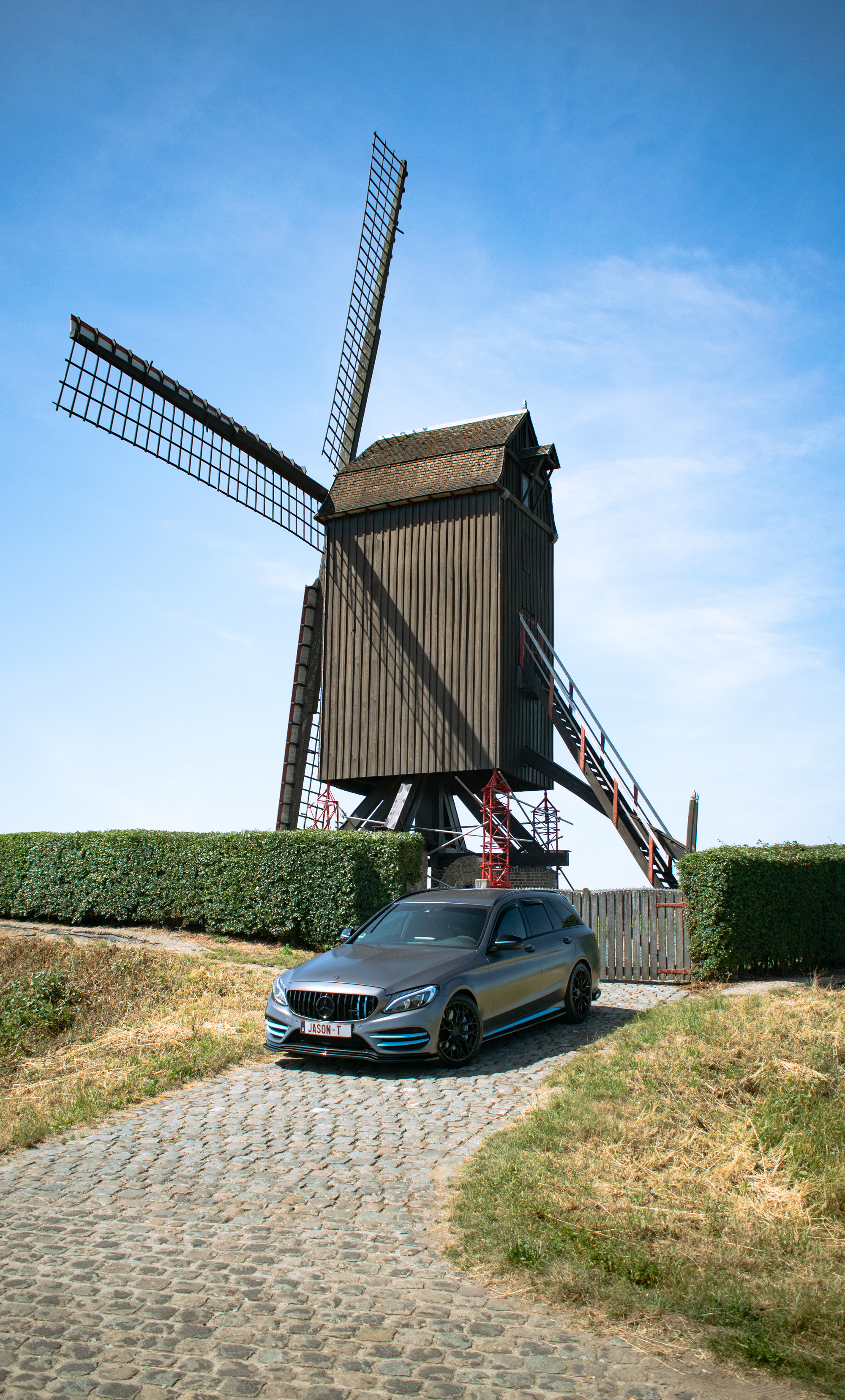 Mercedes AMG C43 foto 2