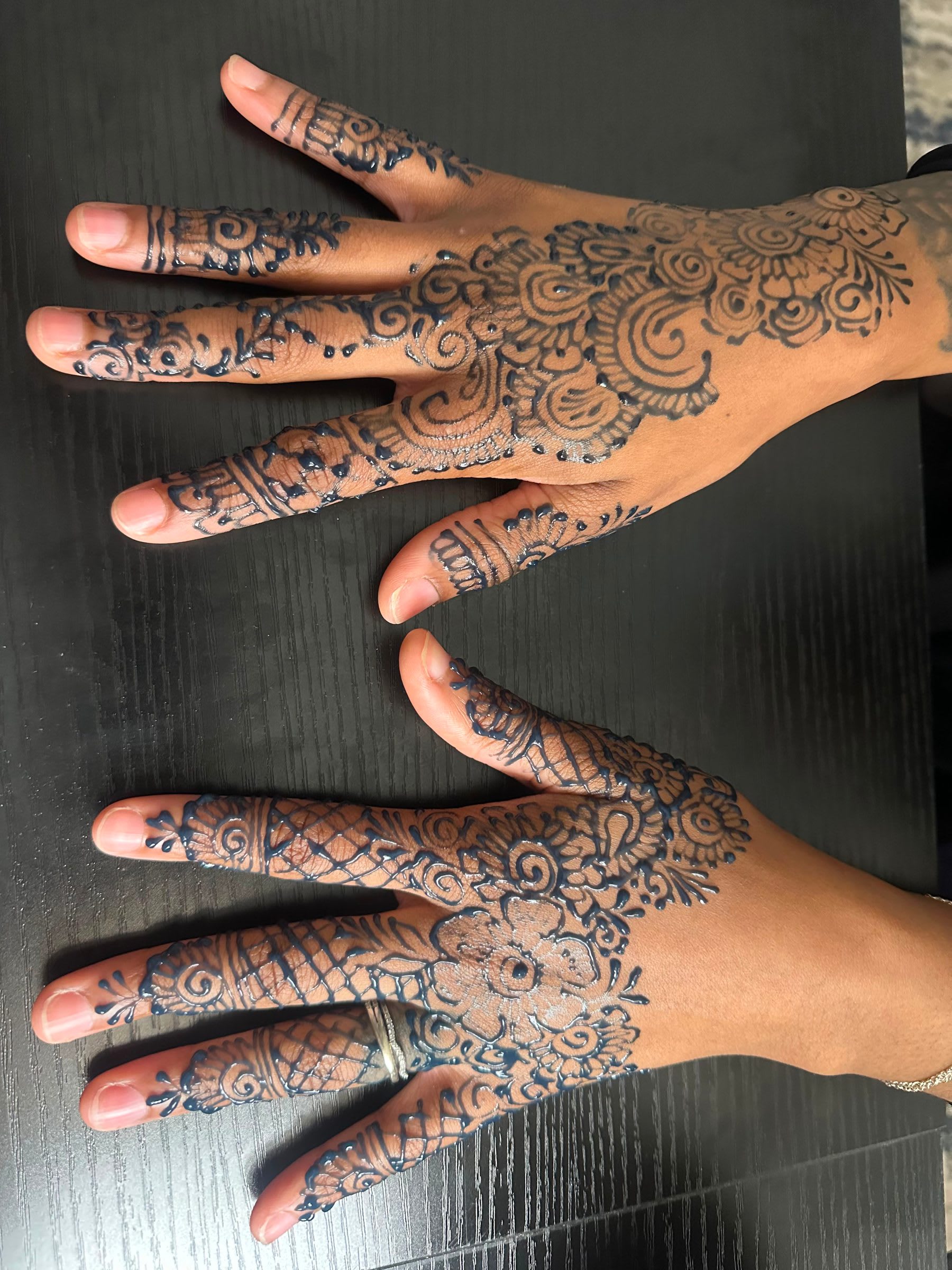 Henna design by SwirlsbyMina