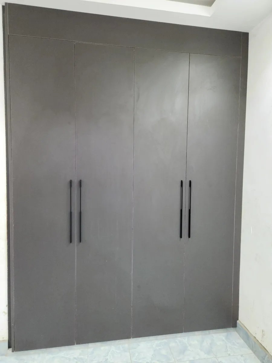 Wardrobe Reveal