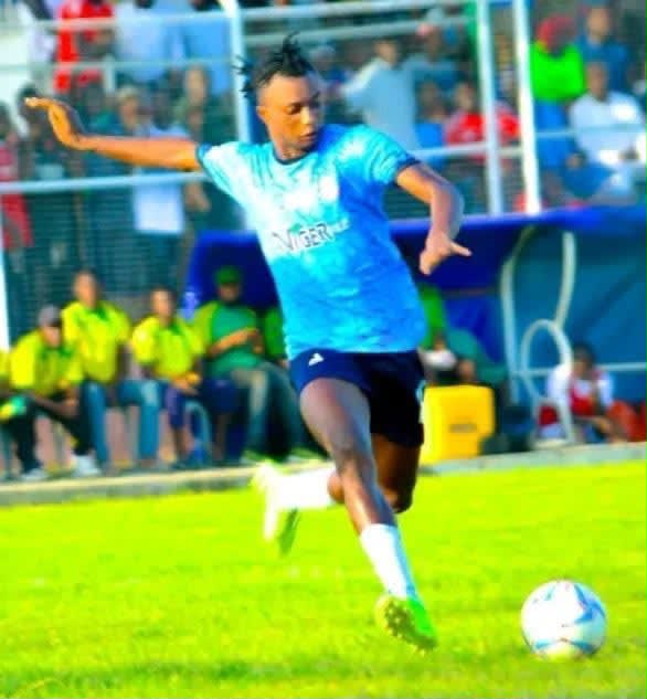 Shooting Stars Secure Midfield Sensation Abdulaziz Dalhatu in Major Transfer Coup