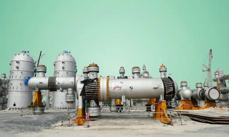 Dangote Refinery Stops Petrol Sales To Importers