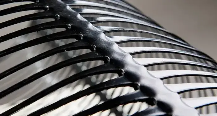 Thi công lưới địa kỹ thuật