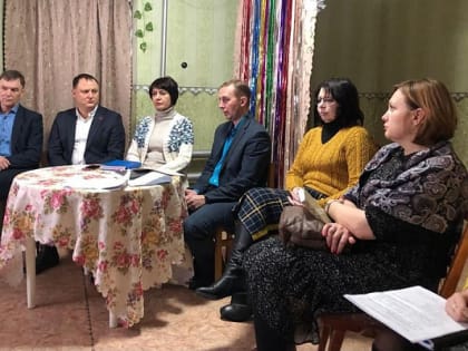 Николай Данилин провел встречу с жителями Ребрихинского района