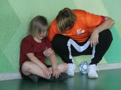 Даём силу для спорта: тренер Анастасия Кулигина о работе с детьми с ОВЗ