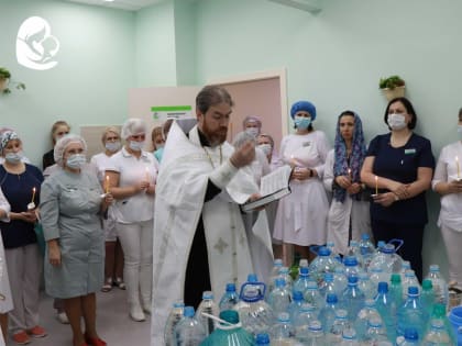 Протоиерей Михаил Бень посетил Алтайский краевой перинатальный центр «ДАР»