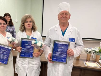 Депутаты поздравляют медицинские коллективы с профессиональным праздником