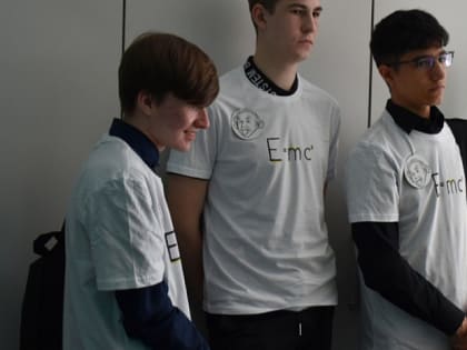 О науке не скучно: в АлтГПУ прошли «Физические бои» для школьников