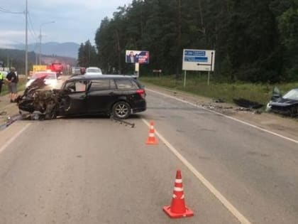 Житель Алтайского края попал в жесткое ДТП на трассе в Манжероке